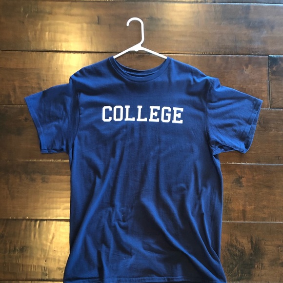 College t shirt - Picture 1 of 2